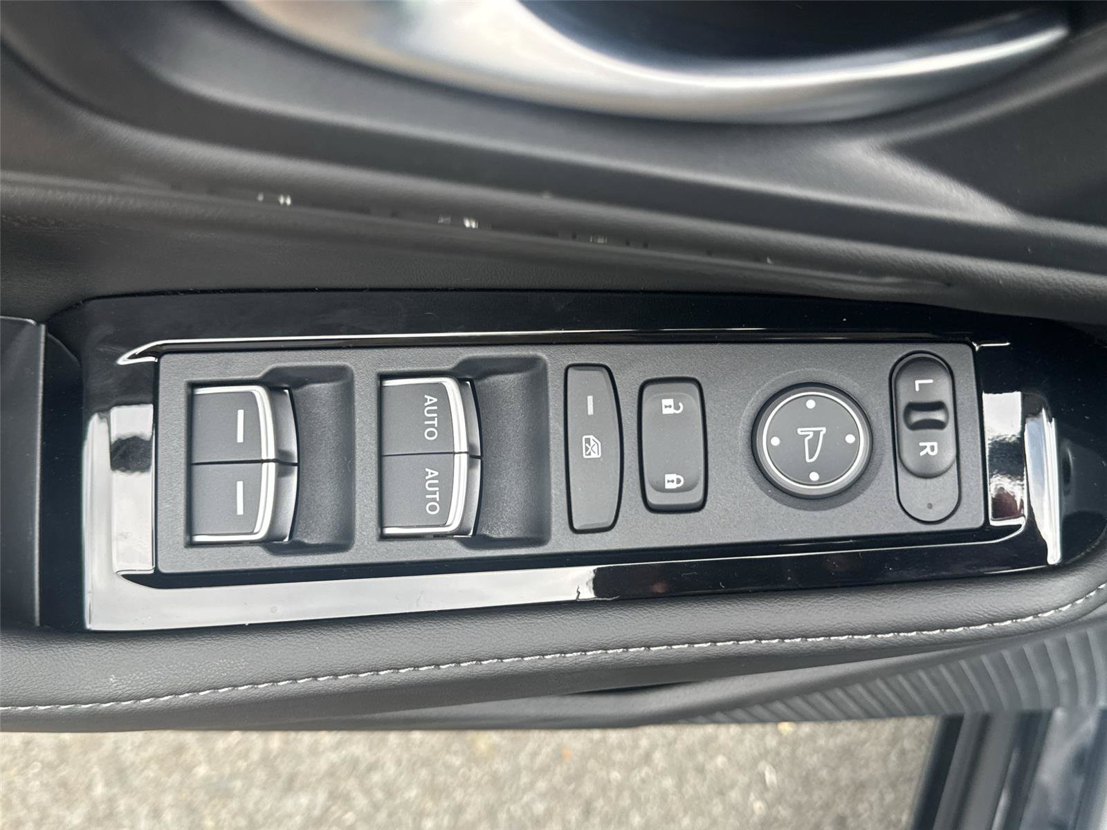 New 2026 Honda Accord Hybrid Touring image 22