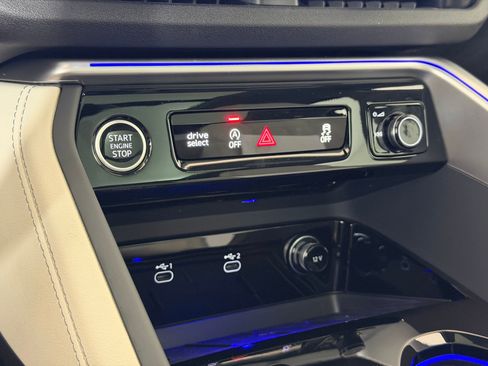 New 2026 Audi Q5 Prestige AWD/4WD image 25