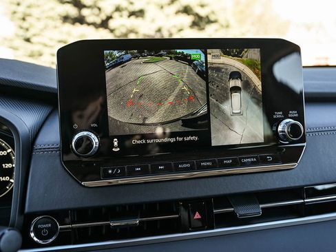 New 2025 Mitsubishi Outlander SE image 25