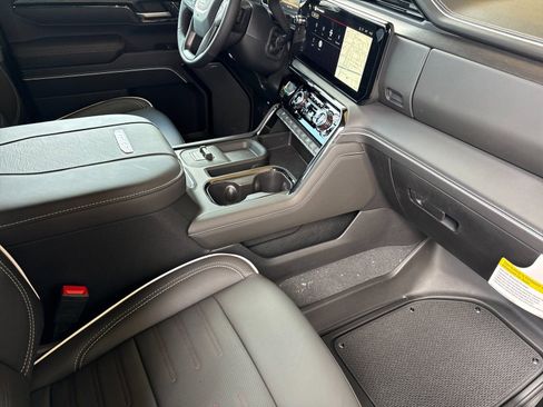 New 2026 GMC Sierra 2500 AT4X AWD/4WD image 15
