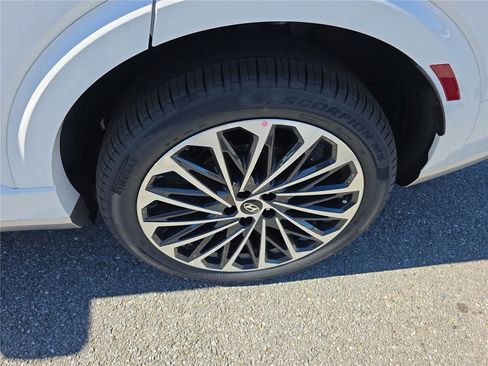 New 2026 Hyundai Palisade Calligraphy image 9