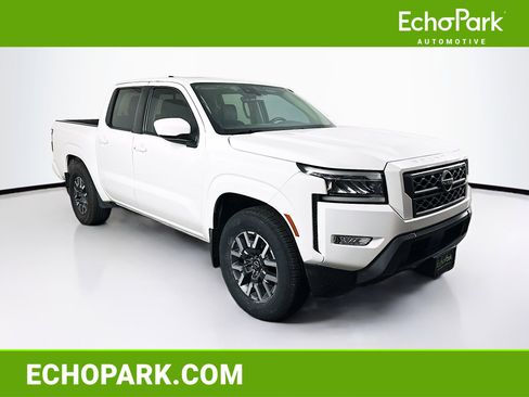 Used 2024 Nissan Frontier SL w/ Technology Package image 1
