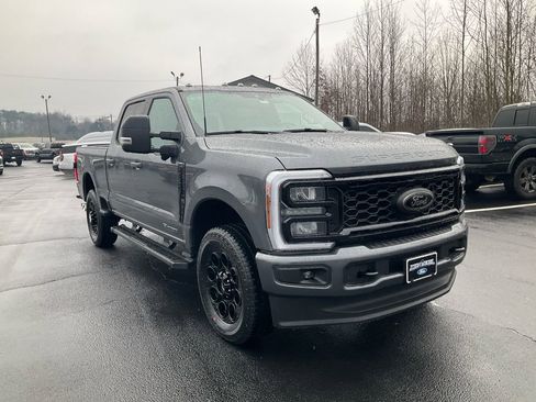 New 2026 Ford F250 Lariat w/ Black Appearance Package image 3