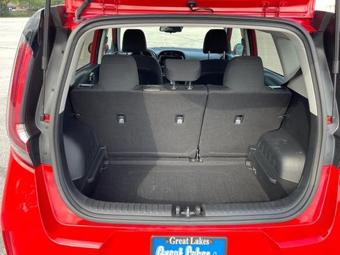 Used 2024 Kia Soul S FWD image 16