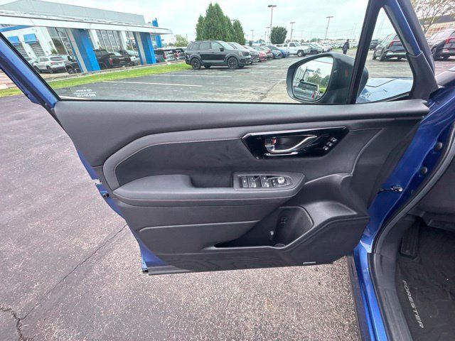 Used 2026 Subaru Forester Touring AWD/4WD image 12