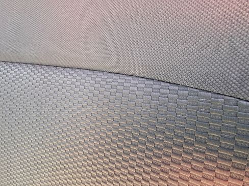 Used 2018 Subaru Forester 2.5i Premium w/ All-Weather Package image 16