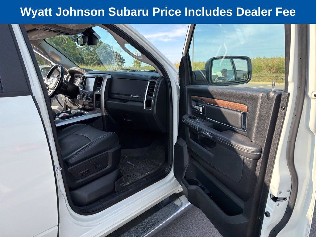 Used 2017 RAM 1500 Laramie w/ Convenience Group AWD/4WD image 40