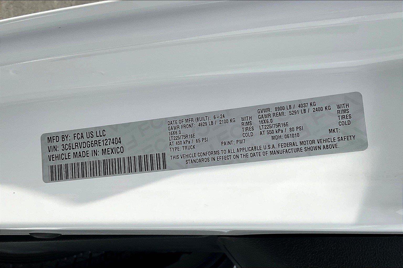 Used 2024 RAM ProMaster 2500 FWD image 32
