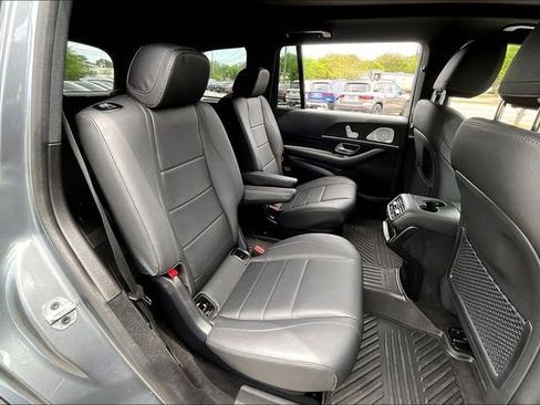 Used 2024 Mercedes-Benz GLS 450 4MATIC image 22