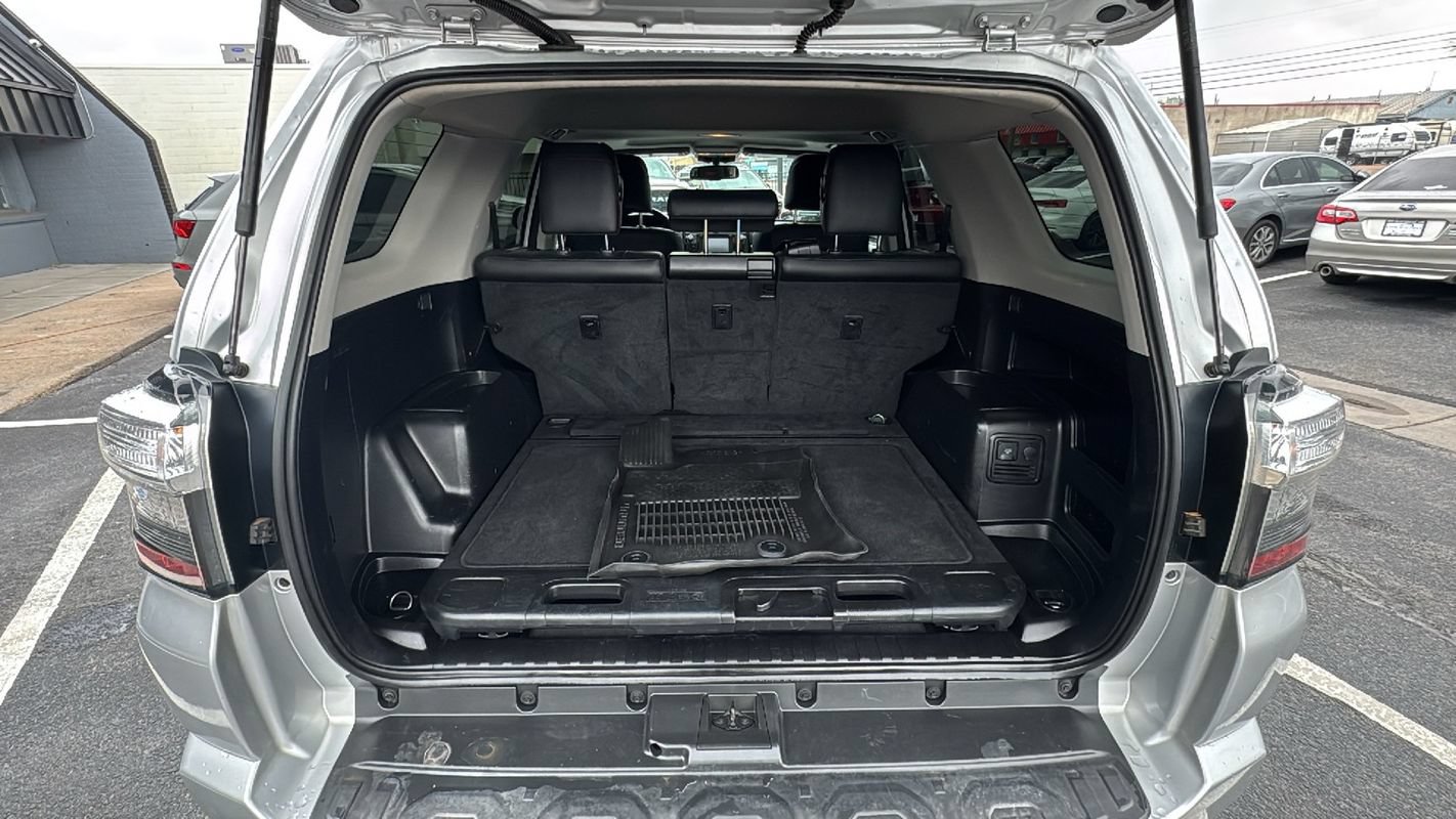 Used 2019 Toyota 4Runner TRD Off-Road Premium AWD/4WD image 15