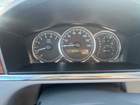 Used 2006 Buick LaCrosse CXL w/ Driver Confidence Package image 8