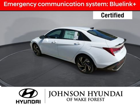 Certified 2025 Hyundai Elantra SEL image 6
