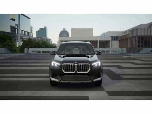 New 2026 BMW X1 xDrive28i w/ Technology Package AWD/4WD image 3