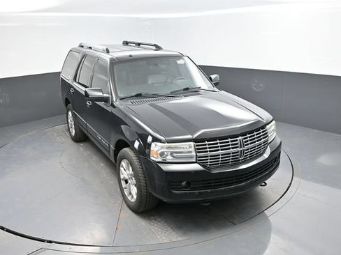 Used 2013 Lincoln Navigator 4WD w/ HD Trailer Tow Pkg image 37