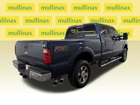 Used 2015 Ford F250 Lariat w/ Lariat Ultimate Package image 3