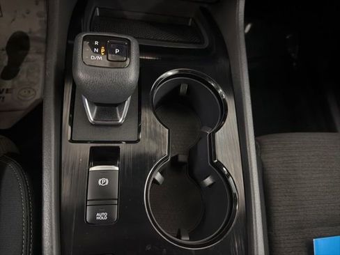 Used 2021 Nissan Rogue S FWD image 47