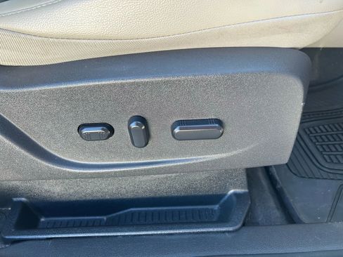 Used 2017 Ford Escape Titanium w/ Equipment Group 301A image 35