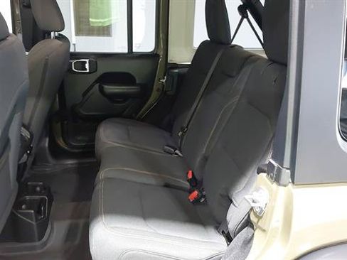 Used 2025 Jeep Wrangler Unlimited Sport AWD/4WD image 21