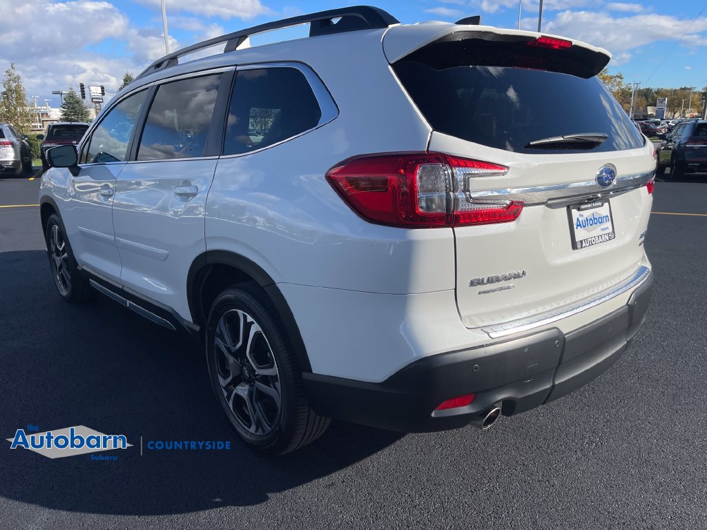 Used 2023 Subaru Ascent Limited AWD/4WD image 3
