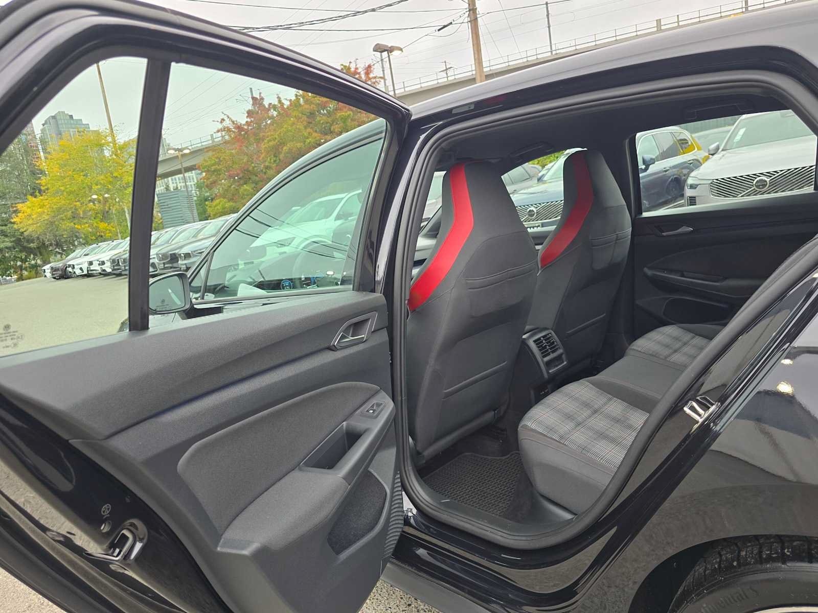 Used 2022 Volkswagen GTI S FWD image 16