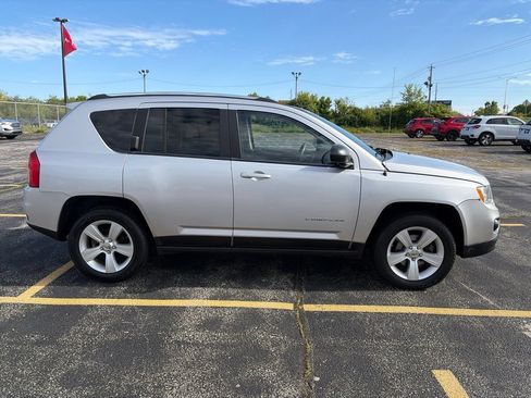 Used 2012 Jeep Compass Sport AWD/4WD image 7