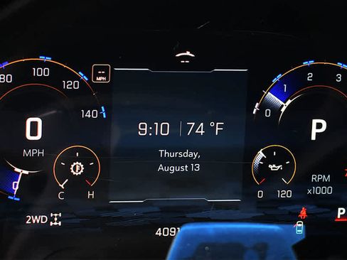 Used 2026 Chevrolet Tahoe High Country AWD/4WD image 18