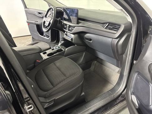 Used 2023 Ford Escape Active w/ Tech Pack #1 AWD/4WD image 31