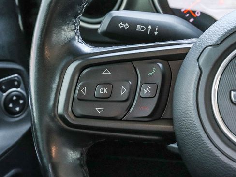 Used 2021 Jeep Gladiator Sport AWD/4WD image 22
