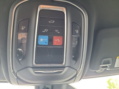 Used 2023 Jeep Grand Cherokee L Laredo AWD/4WD image 21