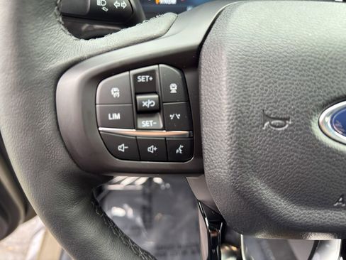 New 2025 Ford Ranger Lariat w/ FX4 Off-Road Package image 19