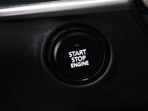 Used 2020 MAZDA MAZDA3 Sedan FWD image 13