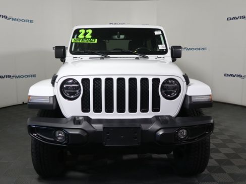 Used 2022 Jeep Wrangler Unlimited Sahara AWD/4WD image 12