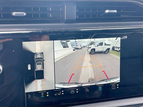 Used 2023 GMC Sierra 1500 AT4X image 17