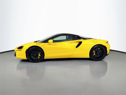 New 2026 McLaren Artura Spider image 4