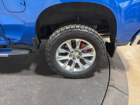 Used 2022 Chevrolet Silverado 1500 LTZ w/ LTZ Premium Package image 37