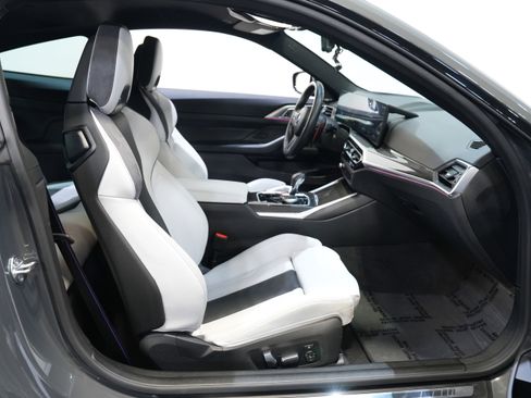 Used 2024 BMW M4 Competition w/ Executive Package image 31