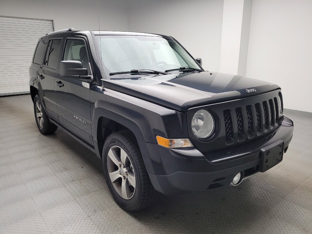 Used 2017 Jeep Patriot High Altitude AWD/4WD image 13