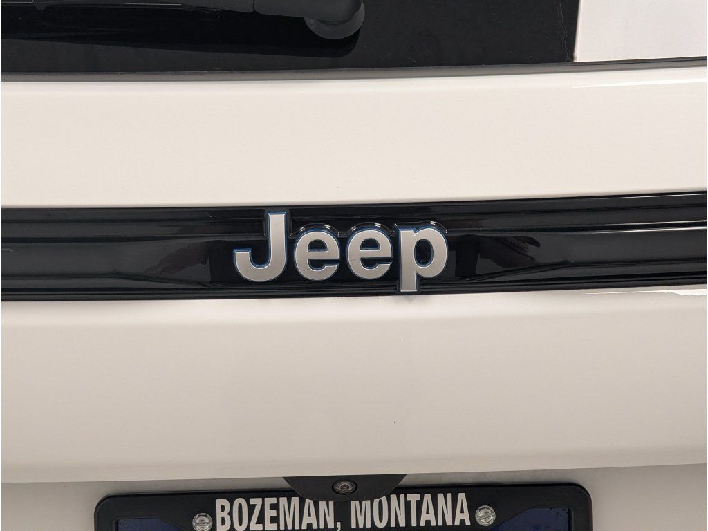 Used 2024 Jeep Grand Cherokee Limited 4xe AWD/4WD image 6