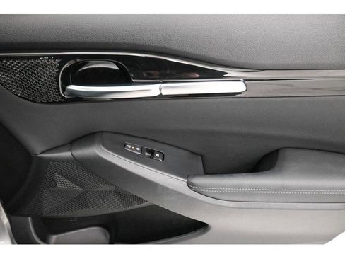 Used 2024 Kia Seltos EX image 17