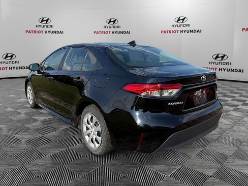 Used 2024 Toyota Corolla LE FWD image 5