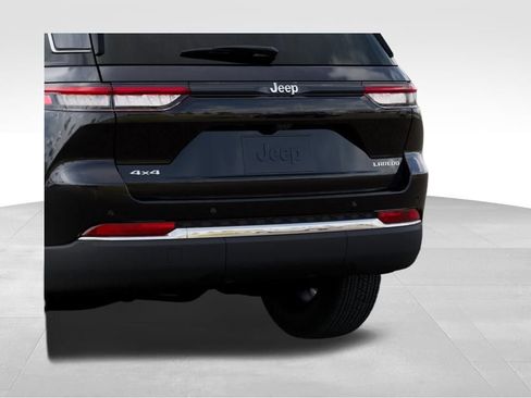 New 2026 Jeep Grand Cherokee Laredo X AWD/4WD image 14