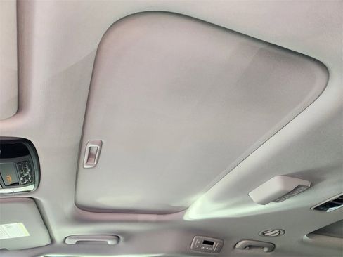 New 2026 Kia Carnival SX Prestige image 18