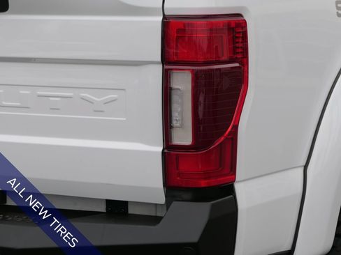 Used 2022 Ford F250 Lariat w/ Lariat Ultimate Package AWD/4WD image 5