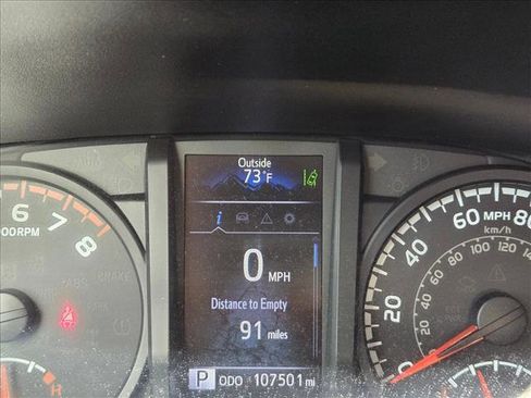 Used 2019 Toyota Tacoma SR w/ SR Convenience Package image 11