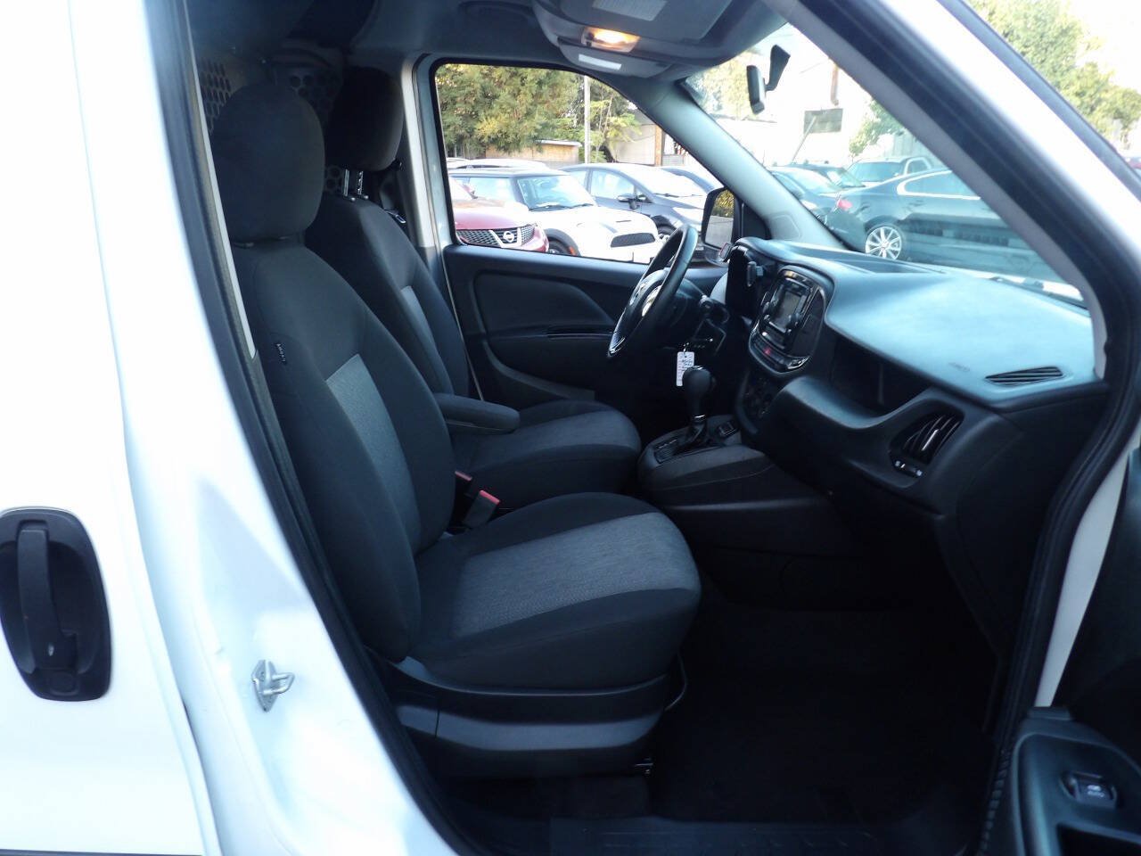 Used 2020 RAM ProMaster City Tradesman SLT FWD image 6