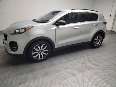 Used 2017 Kia Sportage EX FWD image 2