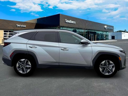 New 2026 Hyundai Tucson SEL FWD image 10