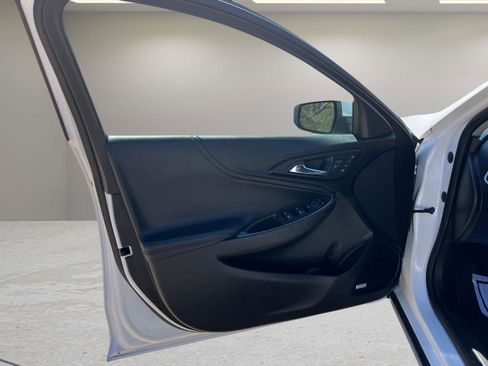 Used 2024 Chevrolet Malibu LT FWD image 9