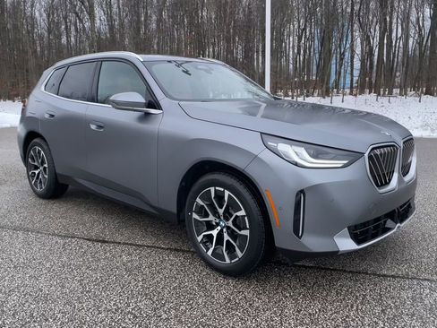 Used 2026 BMW X3 xDrive30 w/ Convenience Package image 3