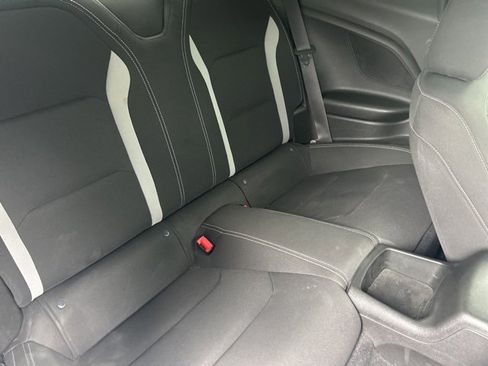 Used 2022 Chevrolet Camaro LT w/ Technology Package image 8